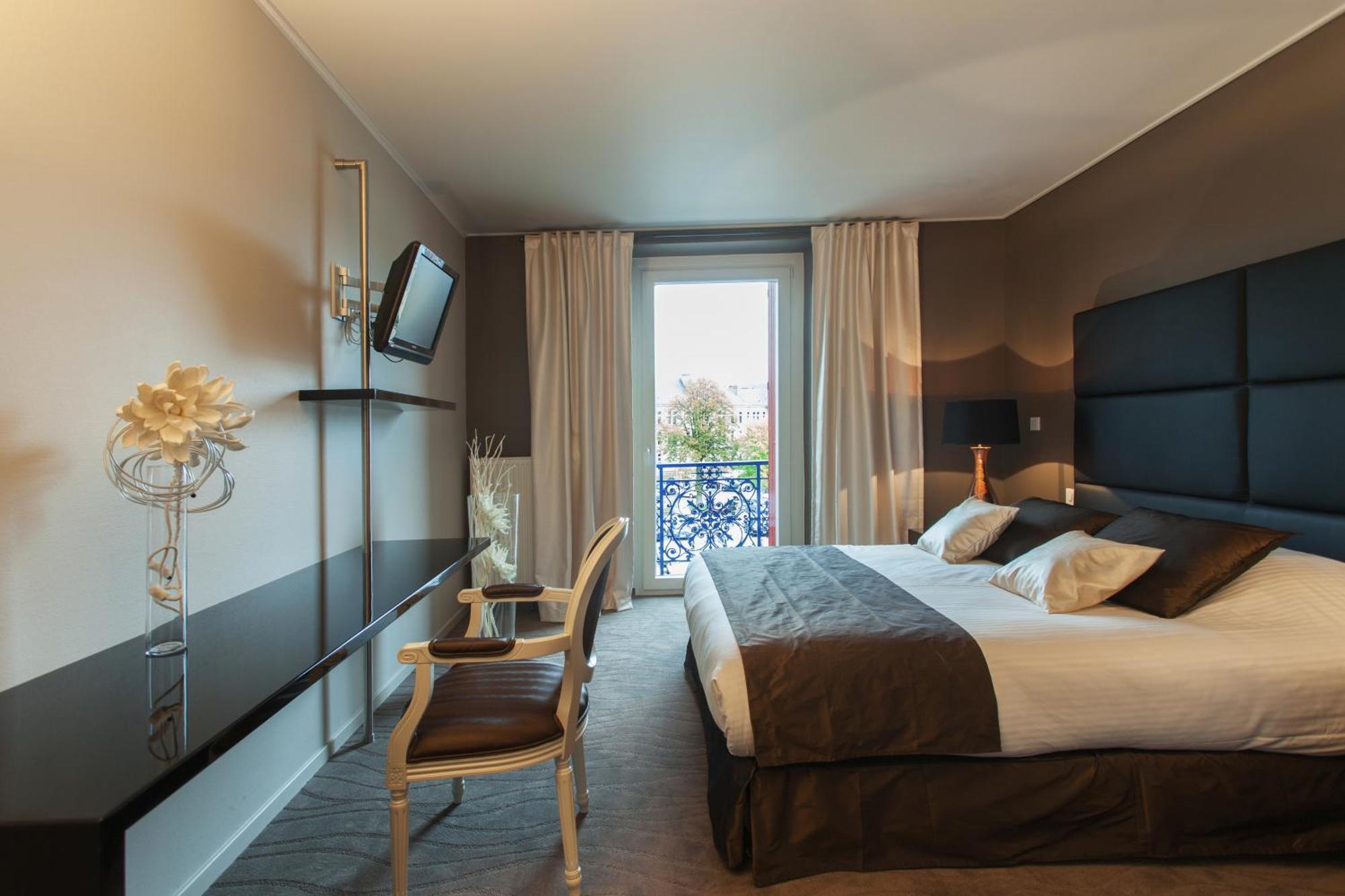 Hotel Restaurant Les Capucins Бельфор Экстерьер фото