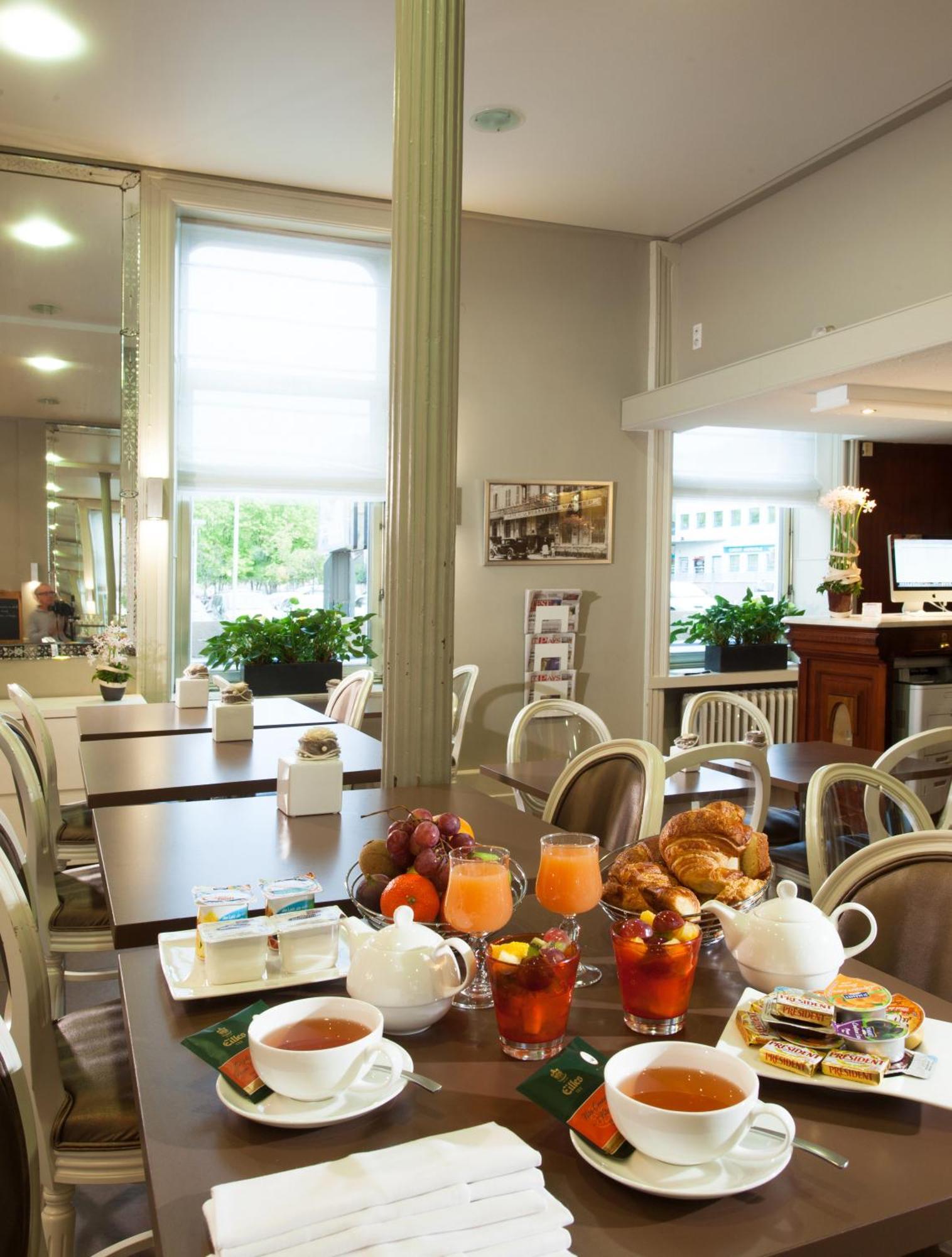 Hotel Restaurant Les Capucins Бельфор Экстерьер фото